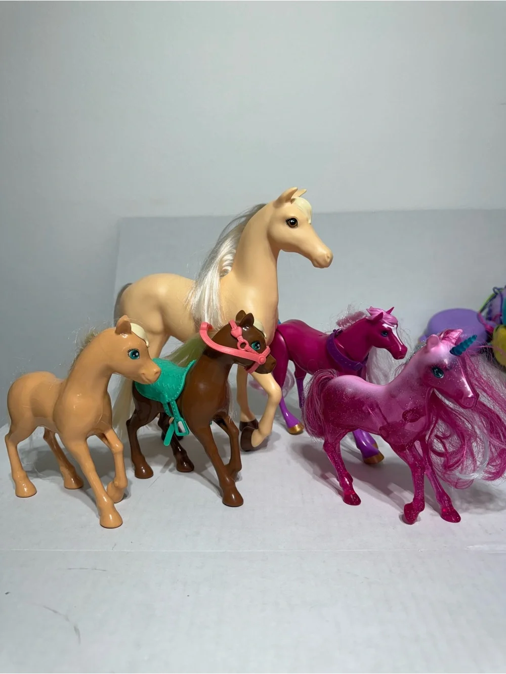 Mattel Barbie Horses Lot Of 5: 2 Chelsea Pony, Dreamtopia, & Hairmazing Horse
